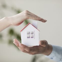 Viitorul e în mâinile tale! Asigură-ți locuința!-img